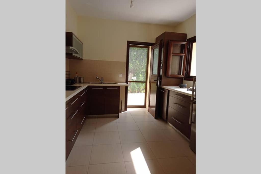 Afroditis'S & Makis'S Apartment Leonidio Luaran gambar